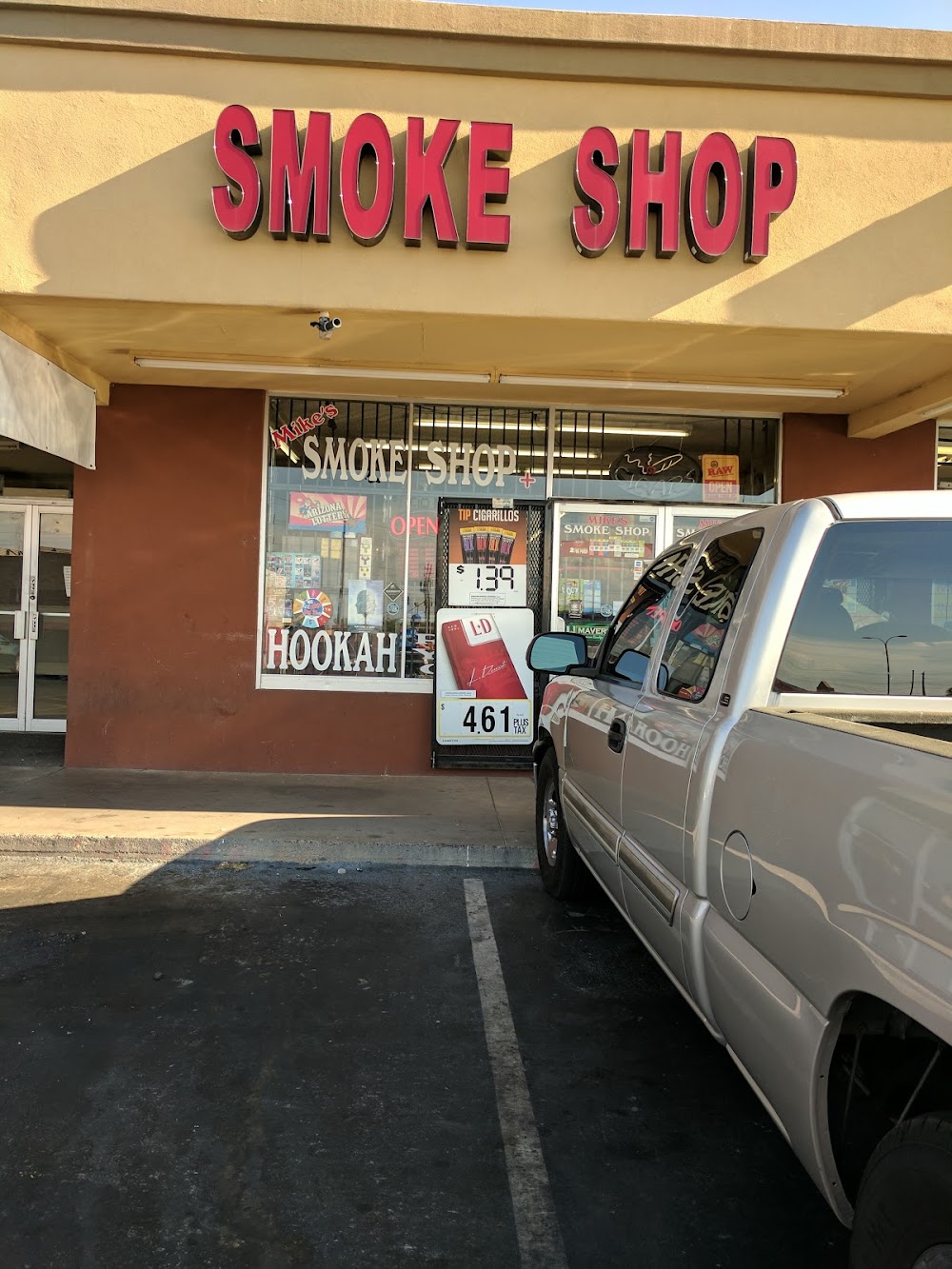 Mike’s Smoke Shop