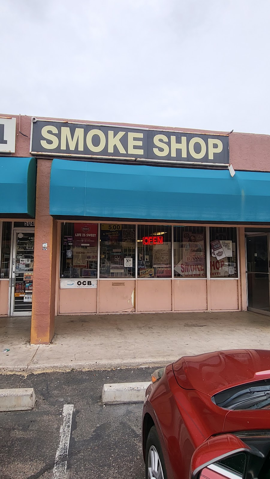 The Plug Smoke Shop